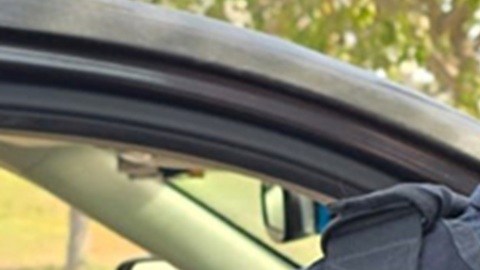 ICE está rompiendo los vidrios de autos para detener a inmigrantes.