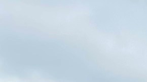 Miles de trabajadores salen a las calles a desfilar el Primero de Mayo.