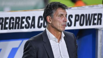 Monterrey, Nuevo León, 20 de abril de 2023. Robert Dante Siboldi, director técnico, durante el partido de la jornada 16 del torneo Clausura 2023 de la Liga BBVA MX, entre los Tigres de la UANL y el Club Puebla, celebrado en el estadio Universitario. Foto: Imago7/ Juan Ángel Ovalle