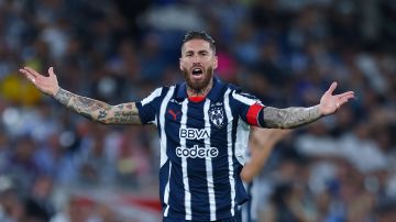 Guadalupe, Nuevo León, 16 de abril de 2025. Sergio Ramos, durante el partido correspondiente a la jornada 16 del torneo Clausura 2025 de la Liga BBVA MX, entre los Rayados del Monterrey y las Águilas del América, realizado en el estadio BBVA. Foto: Imago