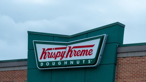 Krispy Kreme presenta sus nuevas donas antes del Día de la Madre