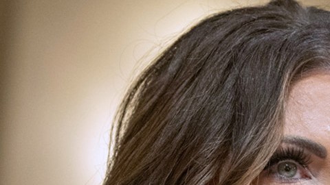 Kristi Noem, secretaria de Seguridad Nacional (DHS)