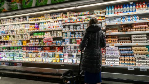 La confianza del consumidor en EE.UU. aumentó en mayo, según nuevo informe