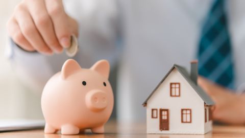 Las ciudades en los Estados Unidos con precios de vivienda fuera del alcance de la clase media