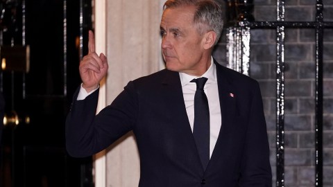 El mensaje no estableció un cronograma, pero Carney dijo que quiere actuar agresivamente.