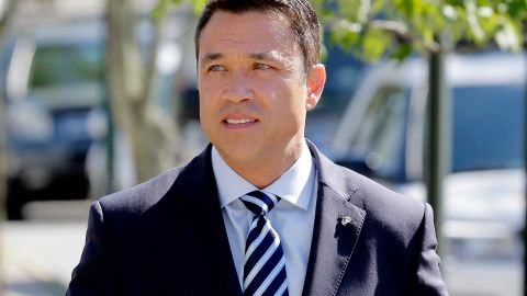 Grimm se declaró culpable y renunció en enero de 2015 antes de completar su tercer mandato.