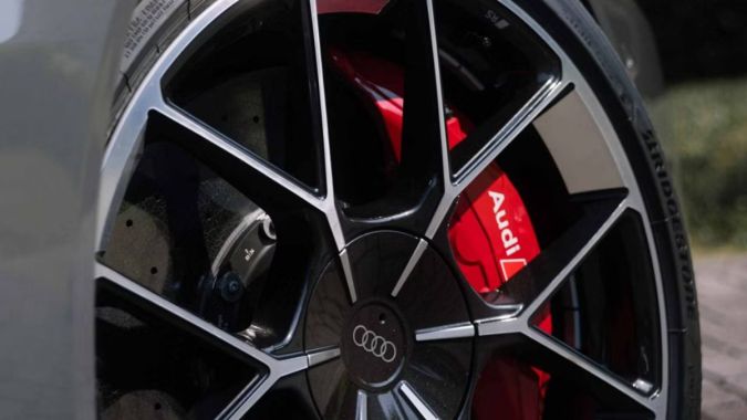 Neumático del Audi e-tron GT quattro 2026