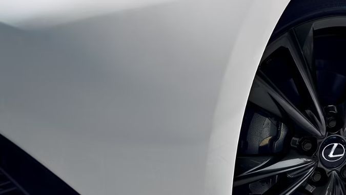 Neumático del Lexus ES