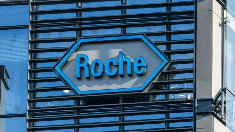 Roche avanza en pruebas con un antibiótico contra una superbacteria