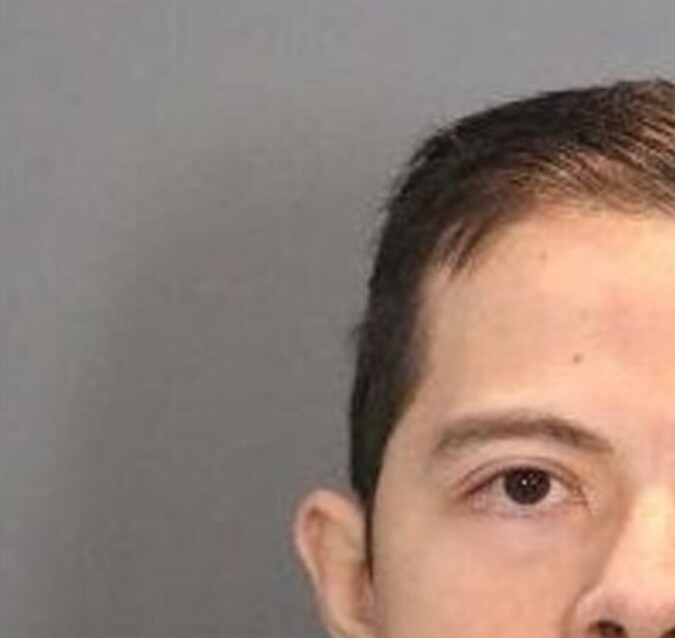 Salvador Arriaga está bajo custodia con una fianza de $1 millón de dólares.