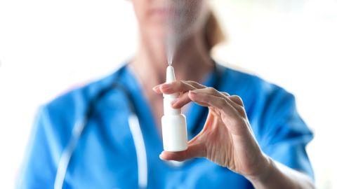 Close-up,Of,Female,Doctor,With,A,Spray,Or,Nasal,Drops