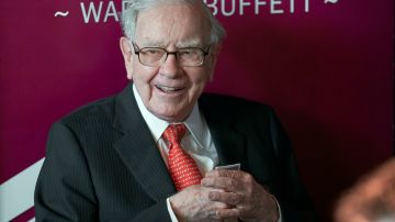 Warren Buffett dejará Berkshire Hathaway en 2025