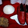 Por qué los Papas usan zapatos rojos y otras curiosidades sobre el máximo líder de la Iglesia católica