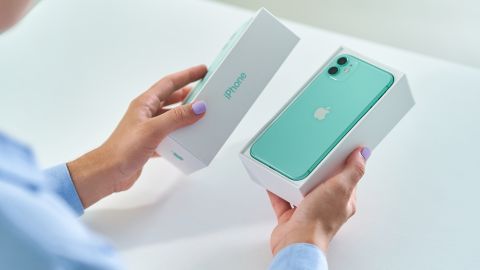 Al activar tu iPhone no te vayas directamente a descargar aplicaciones, primero asegúrate de configurarlo correctamente.