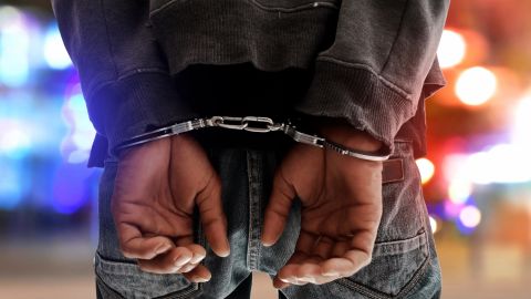 El hombre permanece detenido en la cárcel del condado Harris bajo una fianza de $150,000.