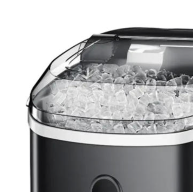 Esta máquina de hielo puede generar grandes cantidades de hielo en poco tiempo. 