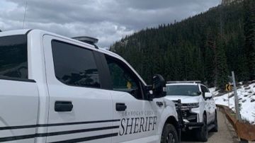 El equipo de rescate en helicóptero del condado de Snohomish ayudó a extraer a los tres escaladores muertos del terreno montañoso.