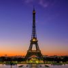 Desde su inauguración en 1889 como “La Torre de 300 metros”, esta icónica estructura parisina fue durante más de 40 años la torre más alta del mundo.