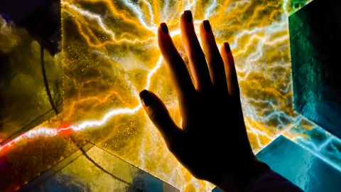 La electricidad estática del cuerpo tiene un significado espiritual.