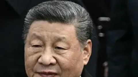 Xi acompañó a Putin en los años conmemorativos por el 80 aniversario de la derrota de la Alemania nazi.