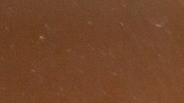 ¿Qué locales estarán abiertos y cerrados durante el Día de los Caídos en 2025?