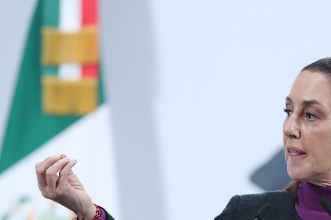 Sheinbaum celebra reducción al 1% de impuestos a remesas en proyecto de ley votado en Senado de EE.UU.