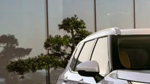 2024 Mitsubishi Outlander Silver