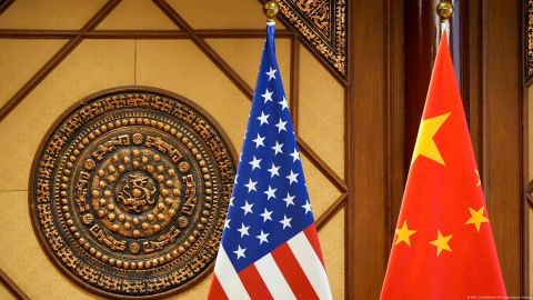 EE.UU. y China logran acuerdo dirigido a superar diferencias