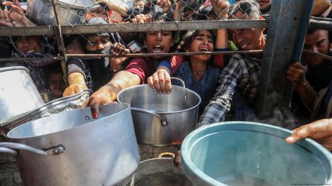 La GHF, que es una organización privada respaldada por EE.UU. e Israel, se encarga de distribuir ayuda humanitaria en Gaza.