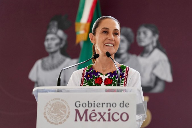 Sheinbaum llama a las autoridades de EE.UU. a actuar con respeto a la dignidad humana ante las redadas en Los Ángeles