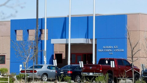 GEO Group opera varias prisiones de ICE.