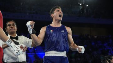 Marco Verde celebra una victoria en los Juegos Olímpicos de París 2024.
