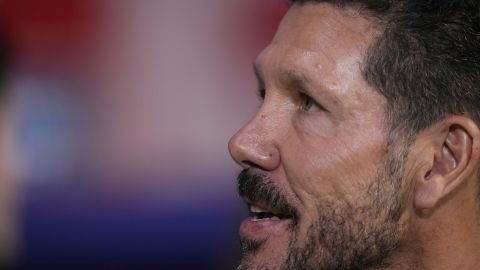 Atletico Madrid's head coach Diego Simeone stands before the Spanish Copa del Rey semifinal second leg soccer match between Atletico Madrid and Barcelonaat the in Madrid, Spain, Wednesday, April 2, 2025. (AP Photo/Manu Fernandez)