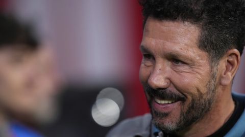 Atletico Madrid's head coach Diego Simeone stands before the Spanish Copa del Rey semifinal second leg soccer match between Atletico Madrid and Barcelonaat the in Madrid, Spain, Wednesday, April 2, 2025. (AP Photo/Manu Fernandez)