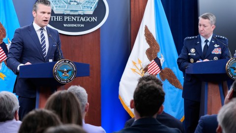 La operación “Martillo de Medianoche” contra Irán fue el mayor bombardeo con B-2 de la historia de EE.UU., afirma el Pentágono