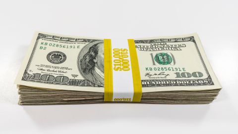 Ahorrar $10,000 dólares en seis meses