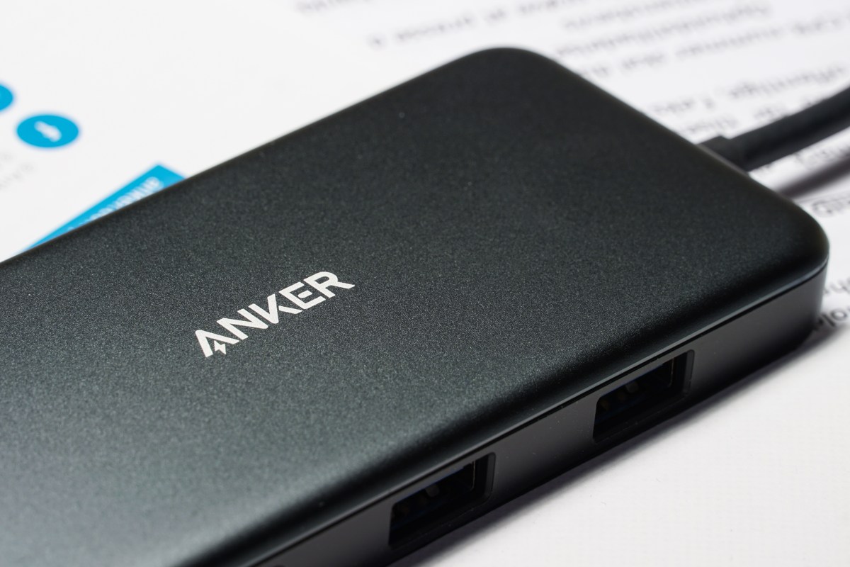 Anker ordena retirar más de 1 millón de power banks ante riesgos de incendio y explosiones