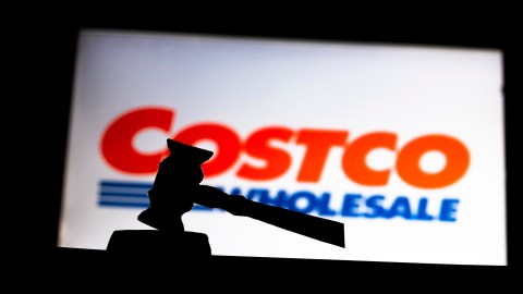 Costco es demandada por una mujer