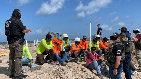 ICE reportó operaciones en construcciones en Texas.