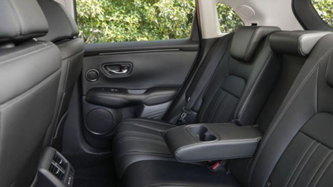Interior del Honda ZR-V 2026