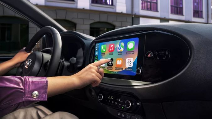 La tecnología del Toyota Aygo X Cross 2025