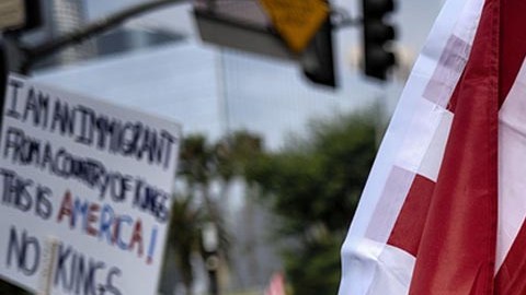Manifestantes en las calles de Los Ángeles