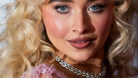 Sabrina Carpenter lanza “Manchild” una sátira pop con un toque de empoderamiento femenino