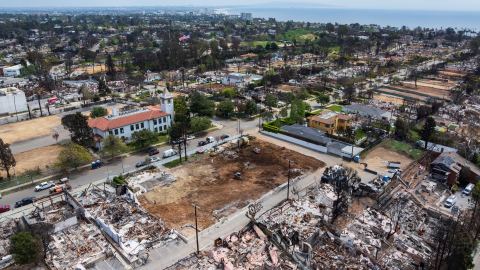 The land, center, where Community United Methodist Church of the Pacific Palisades once stood, Friday, April 18, 2025, in the Pacific Palisades area of Los Angeles. (AP Photo/William Liang)