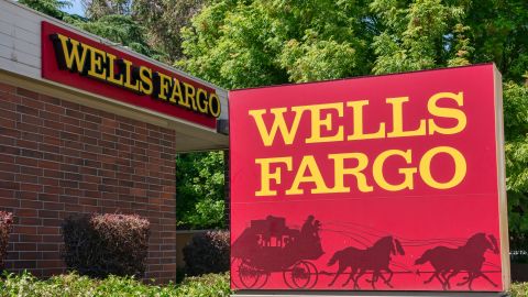 Wells Fargo cierra cuentas bancarias