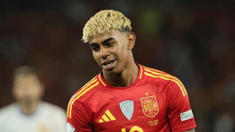 Stuttgart (Germany), 05/06/2025.- Spains Lamine Yamal looks on during the UEFA Nations League semi-final soccer match between Spain and France, in Stuttgart, Germany, 05 June 2025. (Francia, Alemania, España) EFE/EPA/RONALD WITTEK