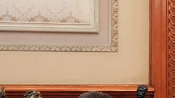 Sheinbaum recibe al subsecretario de Estado de EEUU en medio de tensiones por las redadas