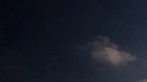 Proyectiles sobrevolaron el cielo de Tel Aviv en la noche del viernes.