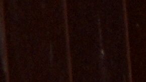 Un soldado hace guardia ante uno de los dos muros fronterizos que separan a México de Estados Unidos.