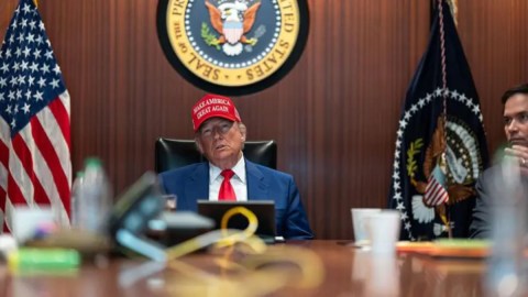 Trump en la Sala de Situaciones de la Casa Blanca.